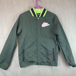 Nike Hoopfly Jacket Boy's Size XL Green Long Sleeve Pocket Zip Button Front